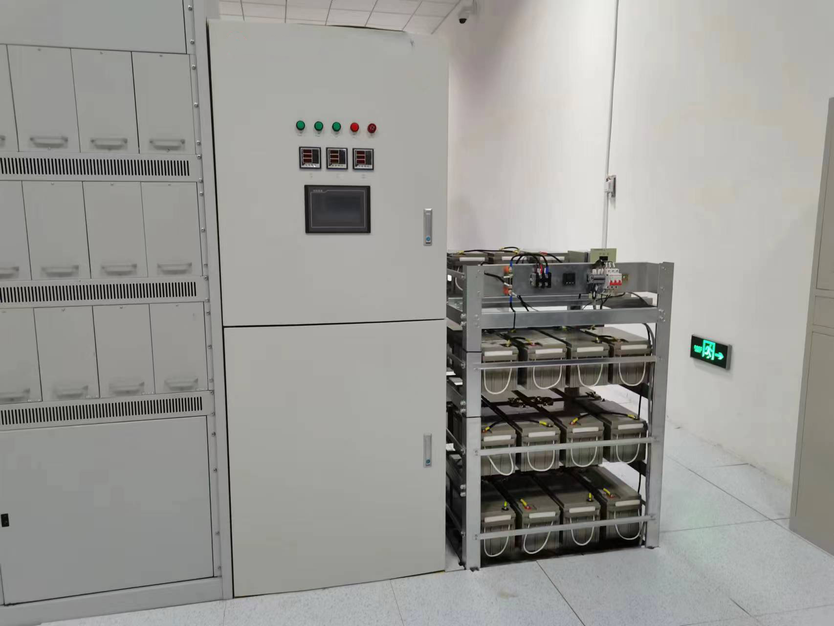 信號機械室電源安全保證裝置